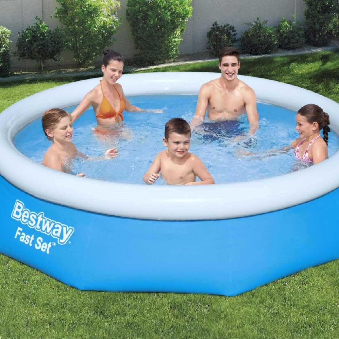 حمام سباحة مستدير