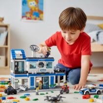 ليجو مركز شرطة المدينة للأطفال – 746 قطعة
